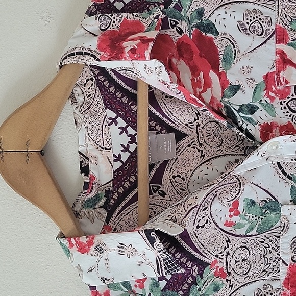 Chico's Silky Soft Paisley Floral Button Down Shirt Size Large/12 - Picture 6 of 8